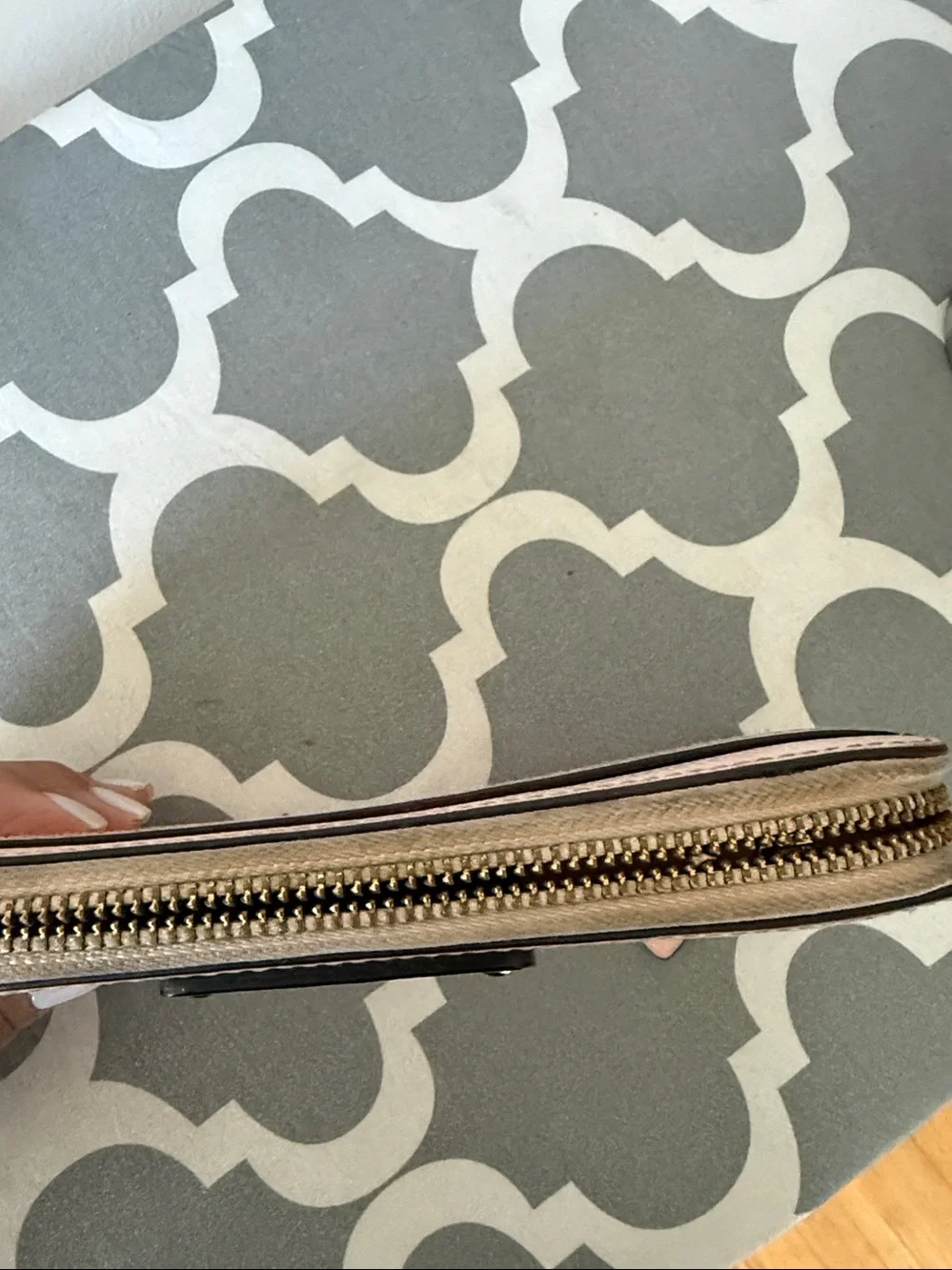 kate spade Blush Pink Pebbled Leather Zip Wallet with Gold Plaque